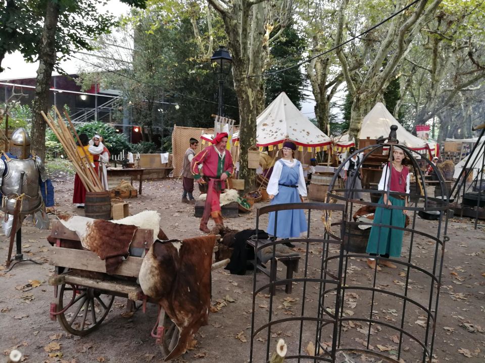 Vous envisagez de venir au Puy en Velay, en Haute Loire? Je vous propose les 10 activités incontournables à faire au Puy en Velay.