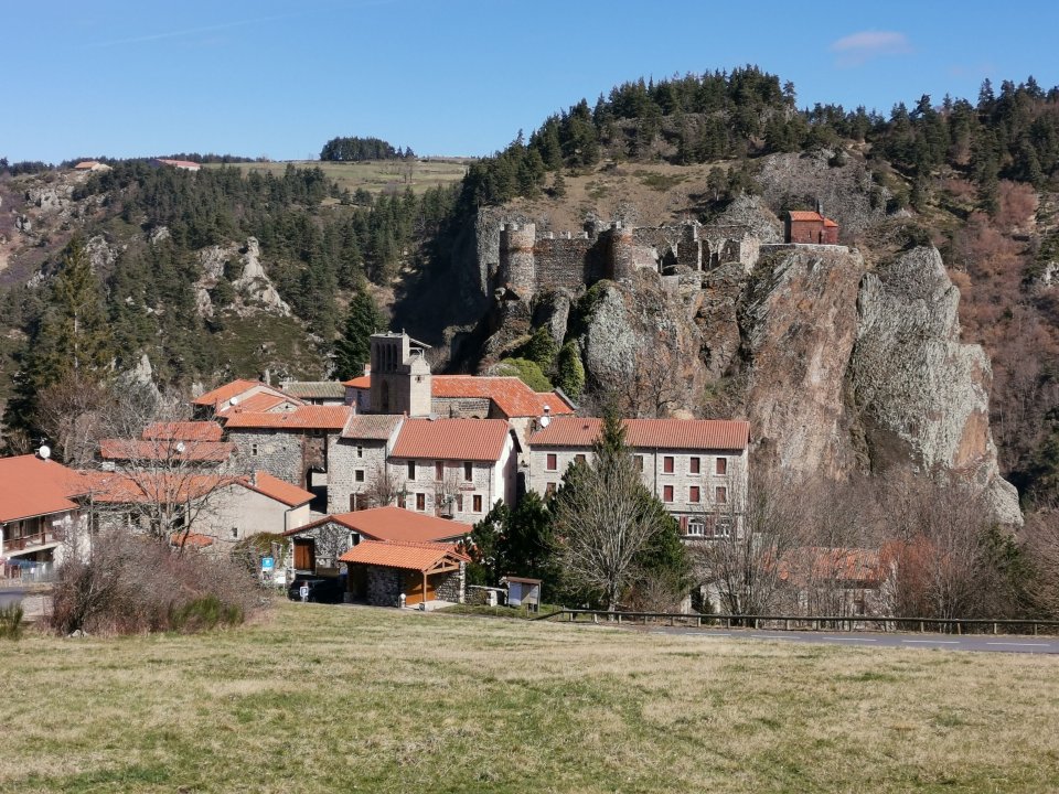 Arlempdes labellisé plus beau village de France