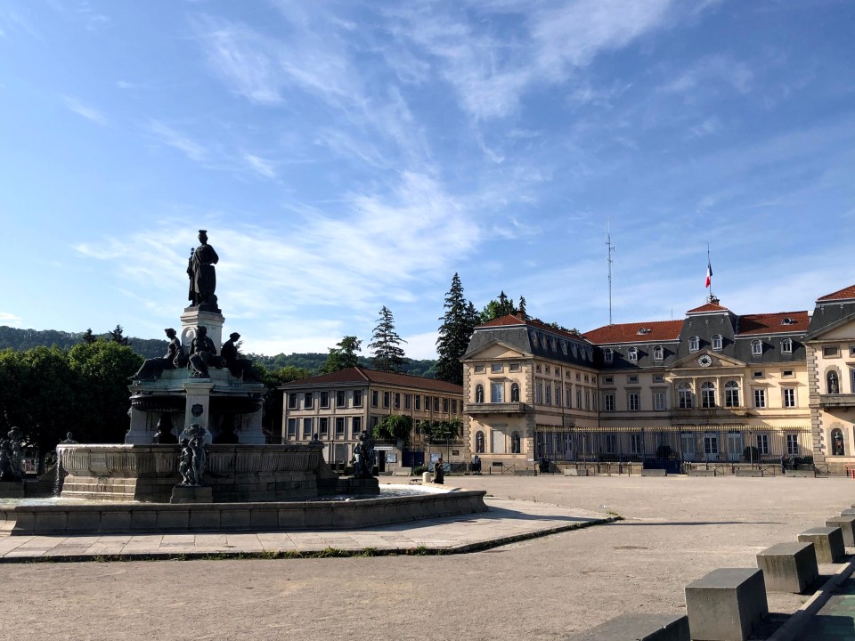 visiter les rues du Puy en Velay.