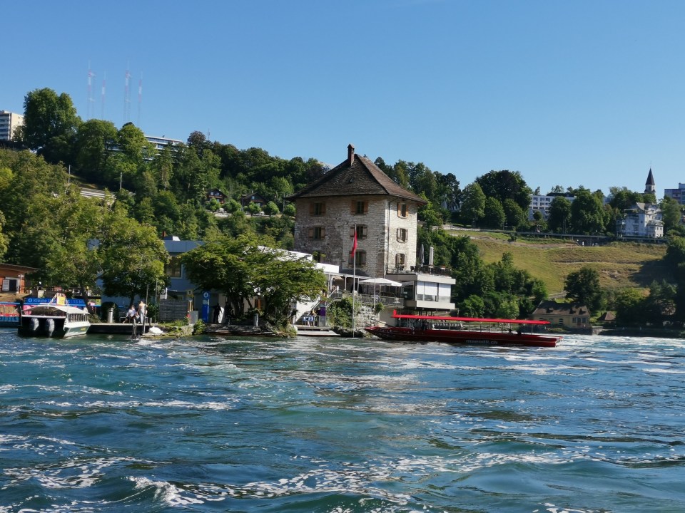 Les chutes du Rhin en Suisse 