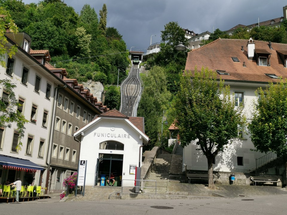 funiculaire de Fribourg Suisse