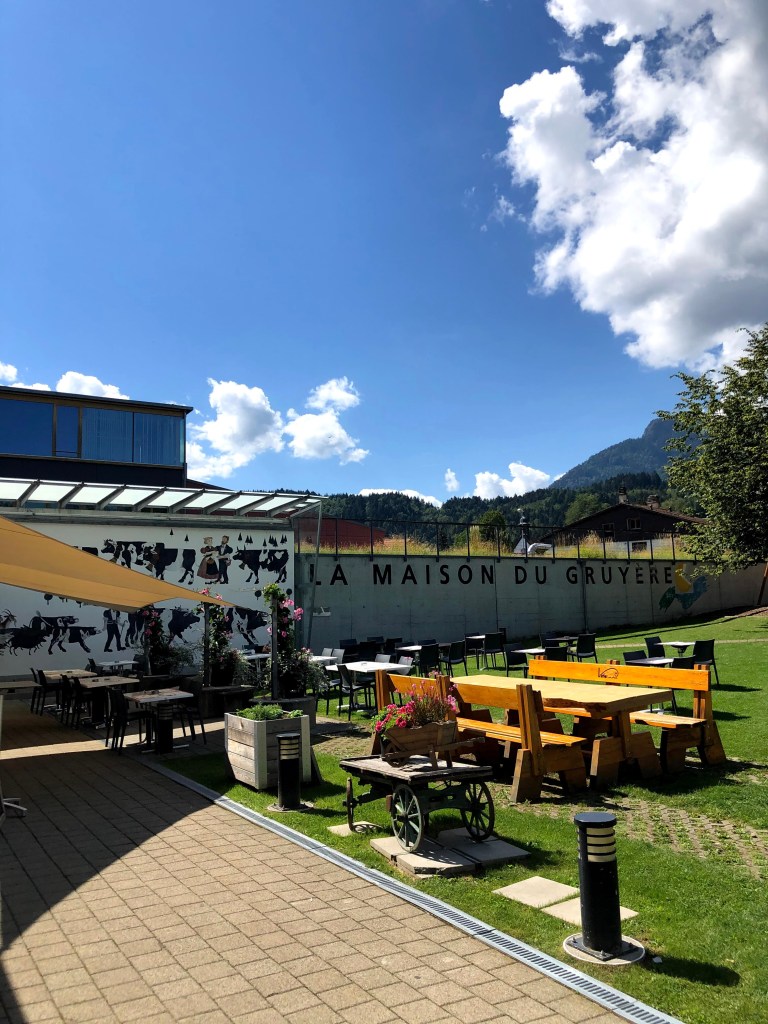 Maison du Gruyère qui est une fromagerie de démonstration