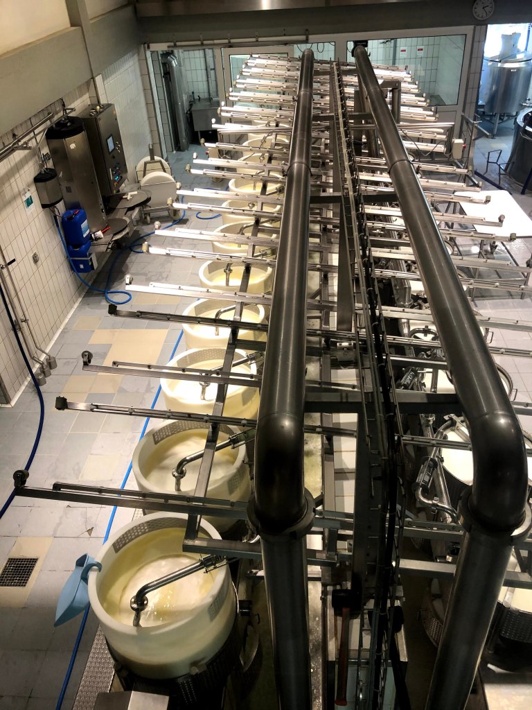 Maison du Gruyère qui est une fromagerie de démonstration