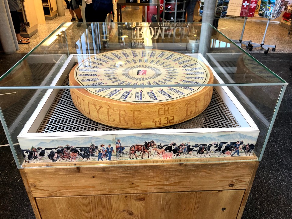 Maison du Gruyère qui est une fromagerie de démonstration
