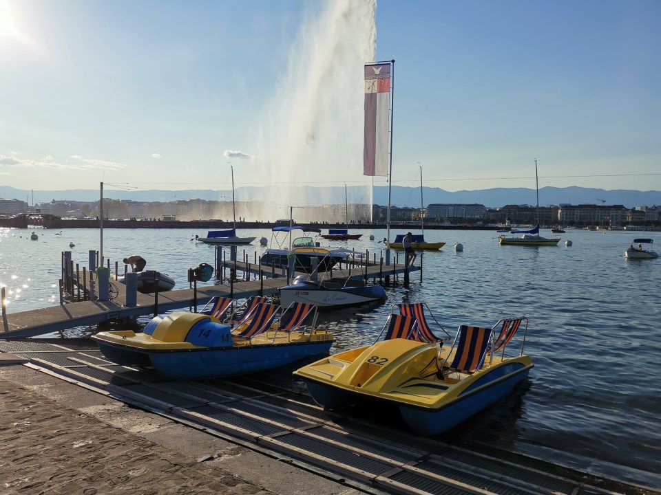 Pédalo sur le Lac Léman
