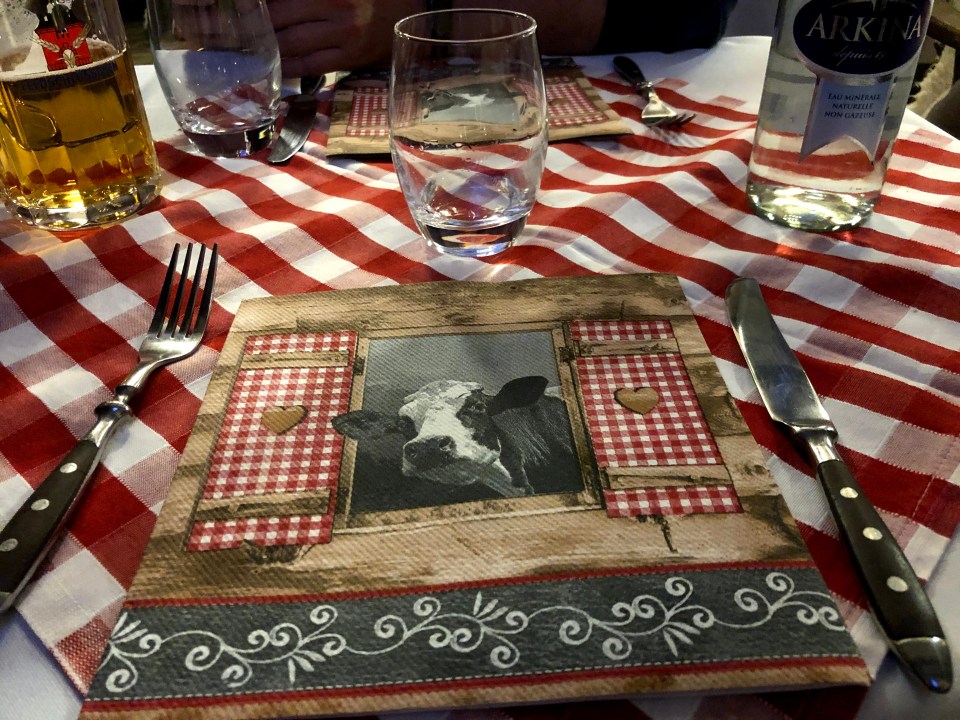 restaurant typiquement suisse