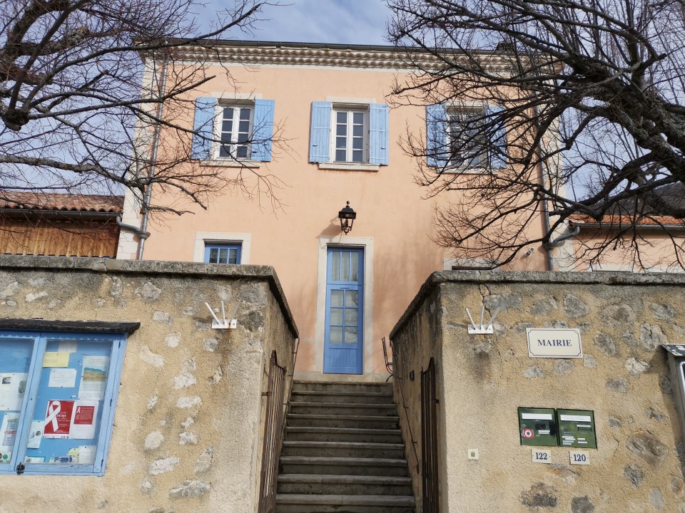 Poët-Sigillat Drôme provençale