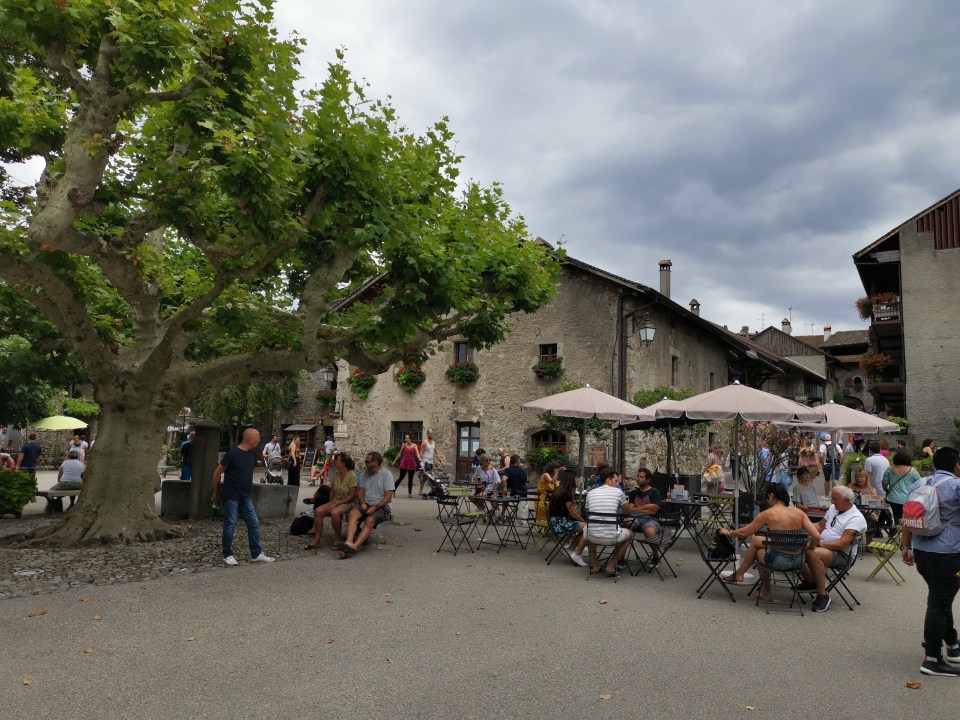 Après avoir passé un week end à Lausanne, je vous propose de découvrir 5 lieux incontournables autour de Lausanne. 