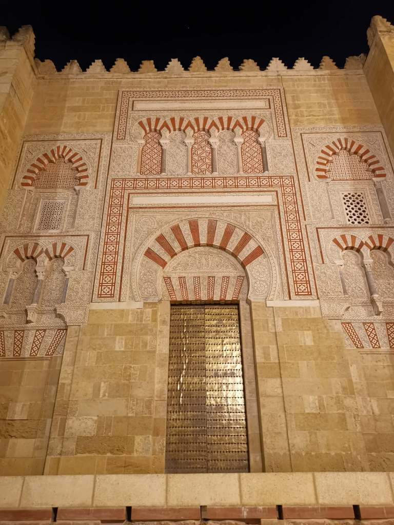 Lors de votre road trip en Andalousie, que faire, que voir si vous venez visiter Cordoue en un jour. 