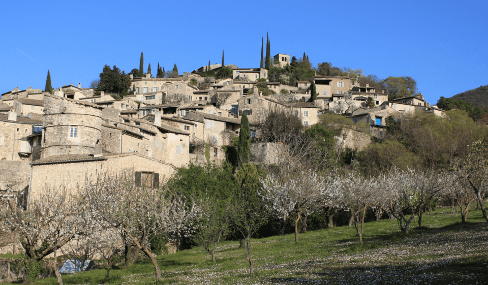 Mirmande Drôme dans la région Auvergne Rhône Alpes