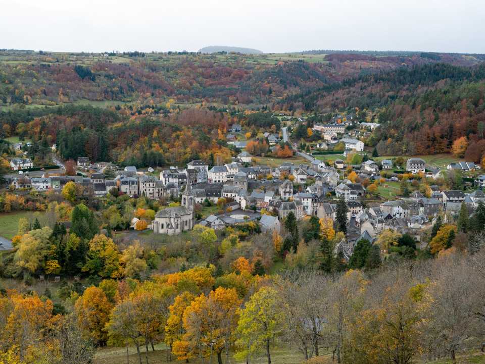 Le château de Murol (Puy de Dôme) dans la région Auvergne Rhône Alpes