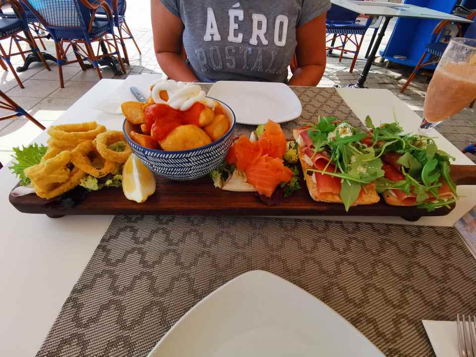 manger des tapas lors d'un séjour à Majorque