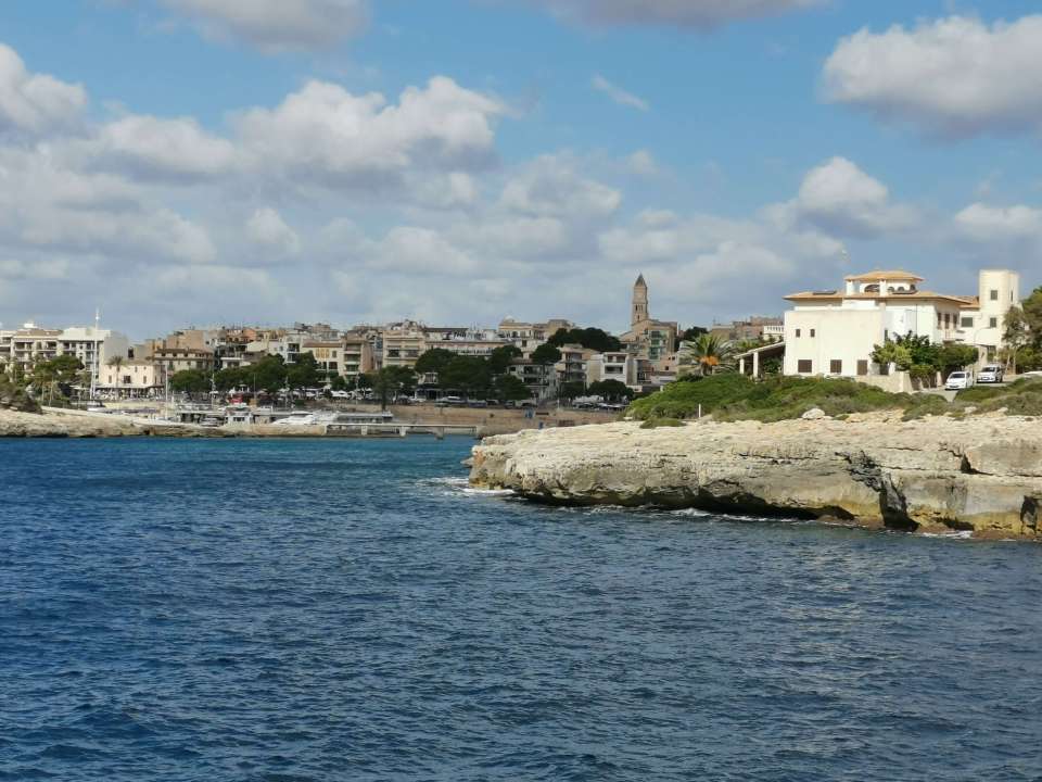 Excursion pour découvrir les plus belles criques de Majorque.