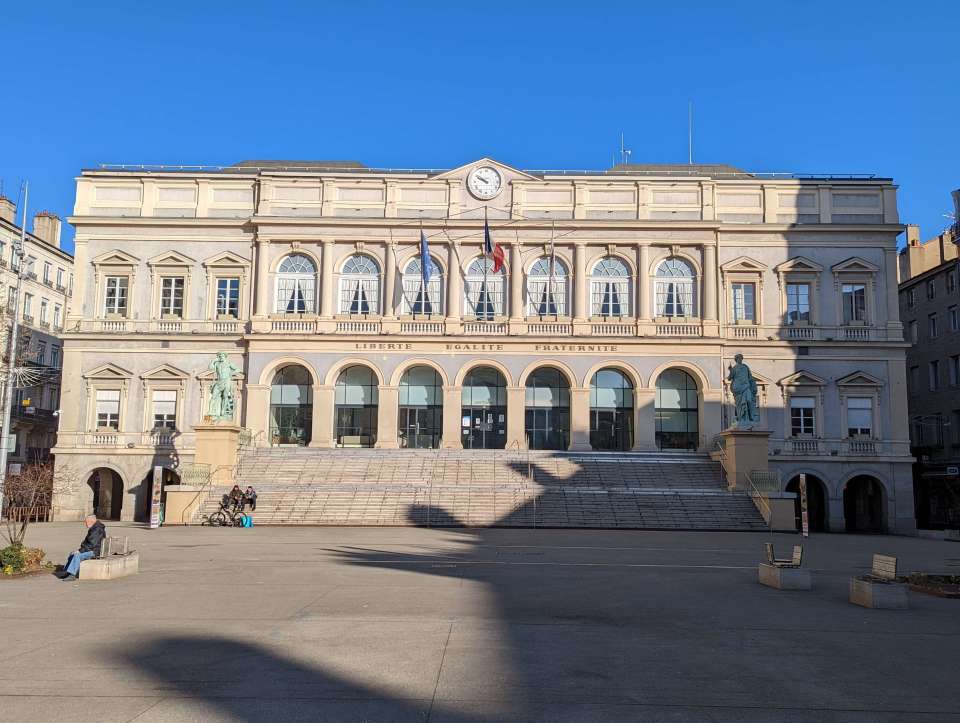 place de l’hôtel de ville à Saint Etienne