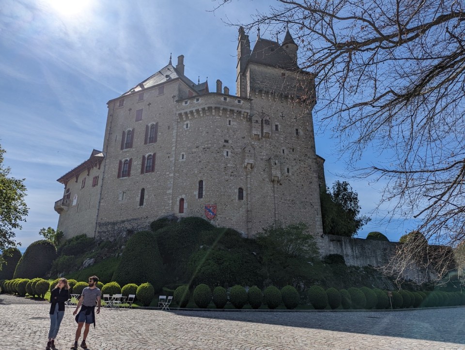 château de Menthon Saint Bernard Haute Savoie