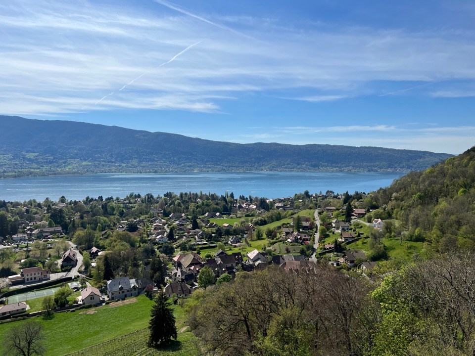 château de Menthon Saint Bernard Haute Savoie