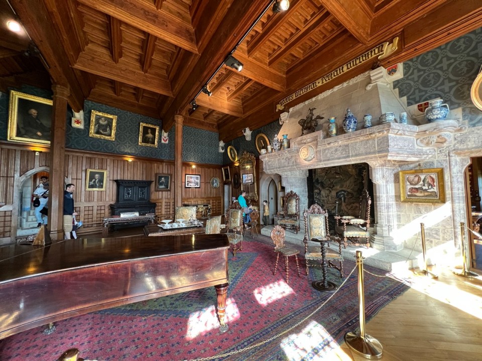 château de Menthon Saint Bernard Haute Savoie