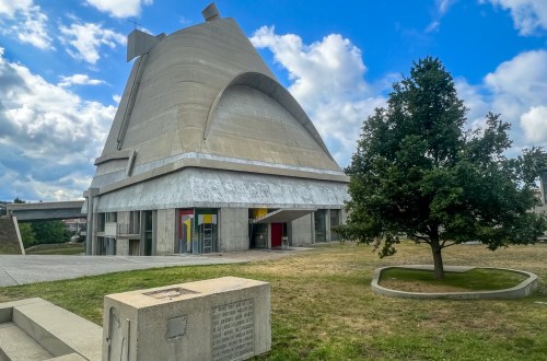 Eglise Saint Pierre site Le Corbusier de Firminy