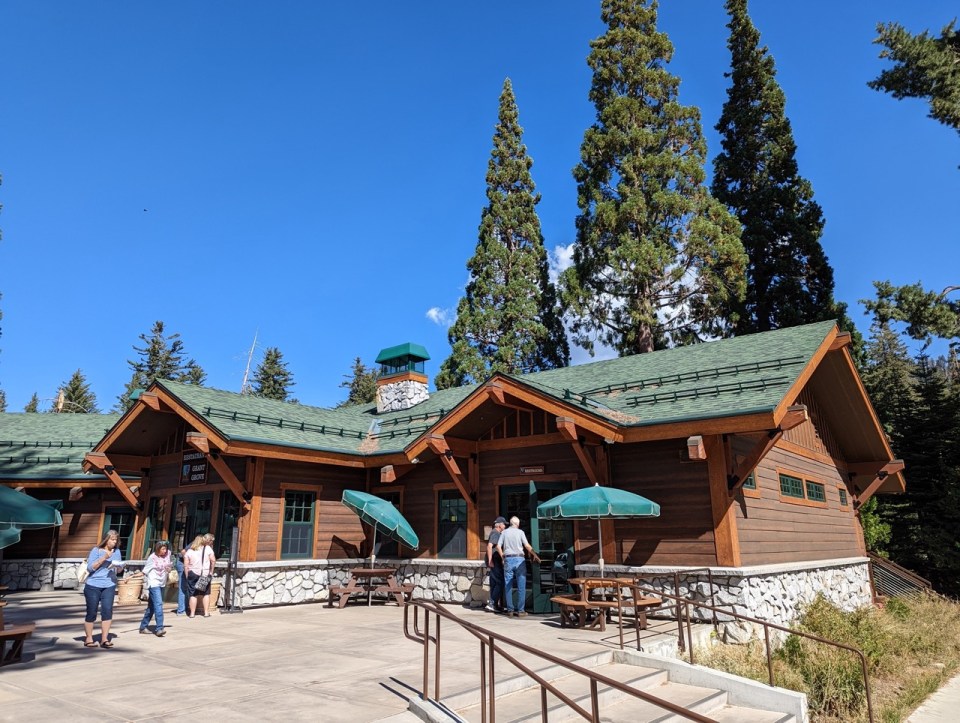Kings Canyon Visitor center