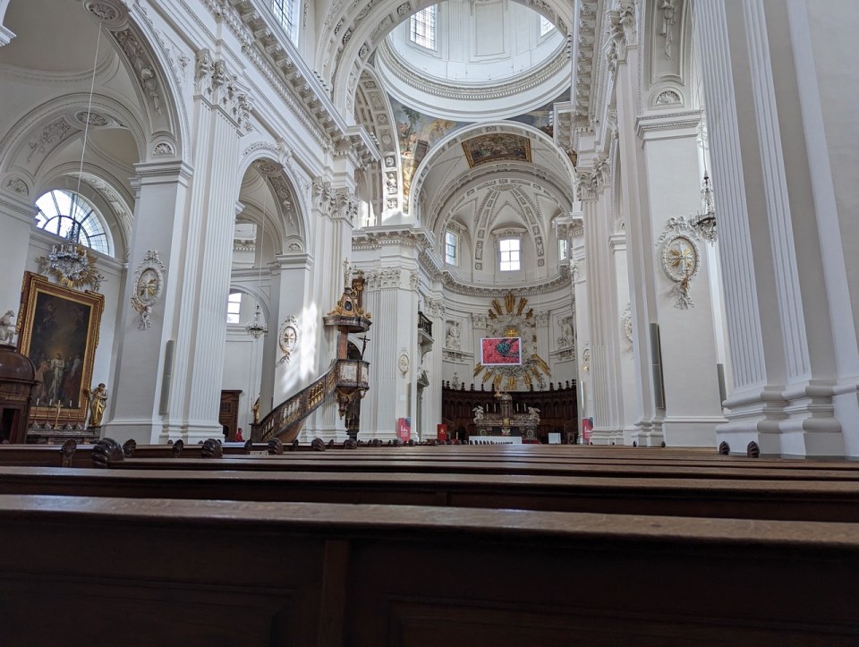 cathédrale Saint-Ours