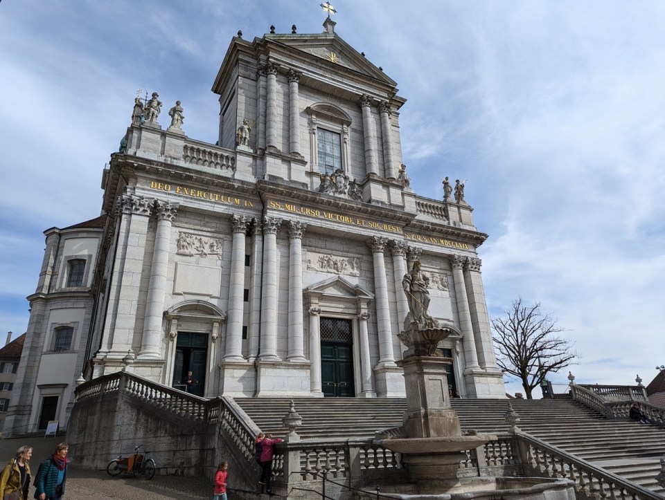 cathédrale Saint-Ours