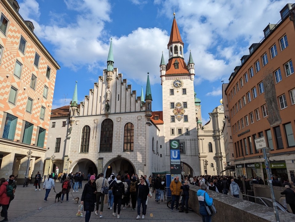 Visiter Munich avec la Marienplatz
