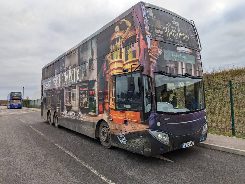 Le bus pour rejoindre les studios Harry Potter de Londres