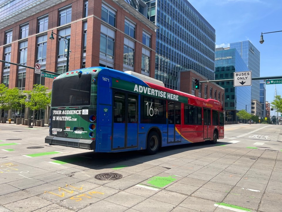 Bus Mallride sur la 16th Street à Denver
