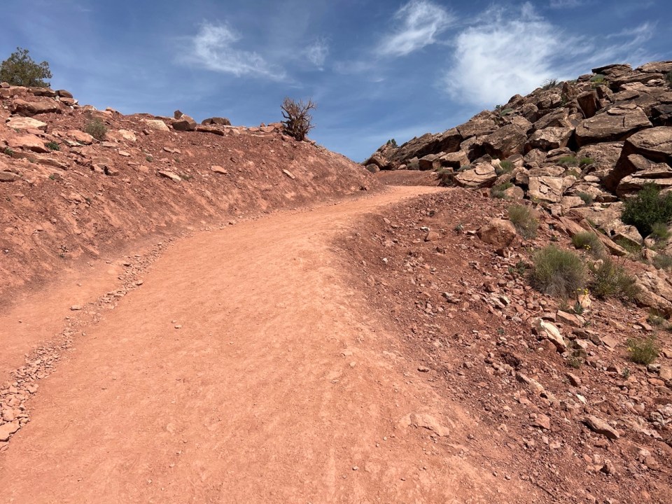 Delicate Arch Trail 