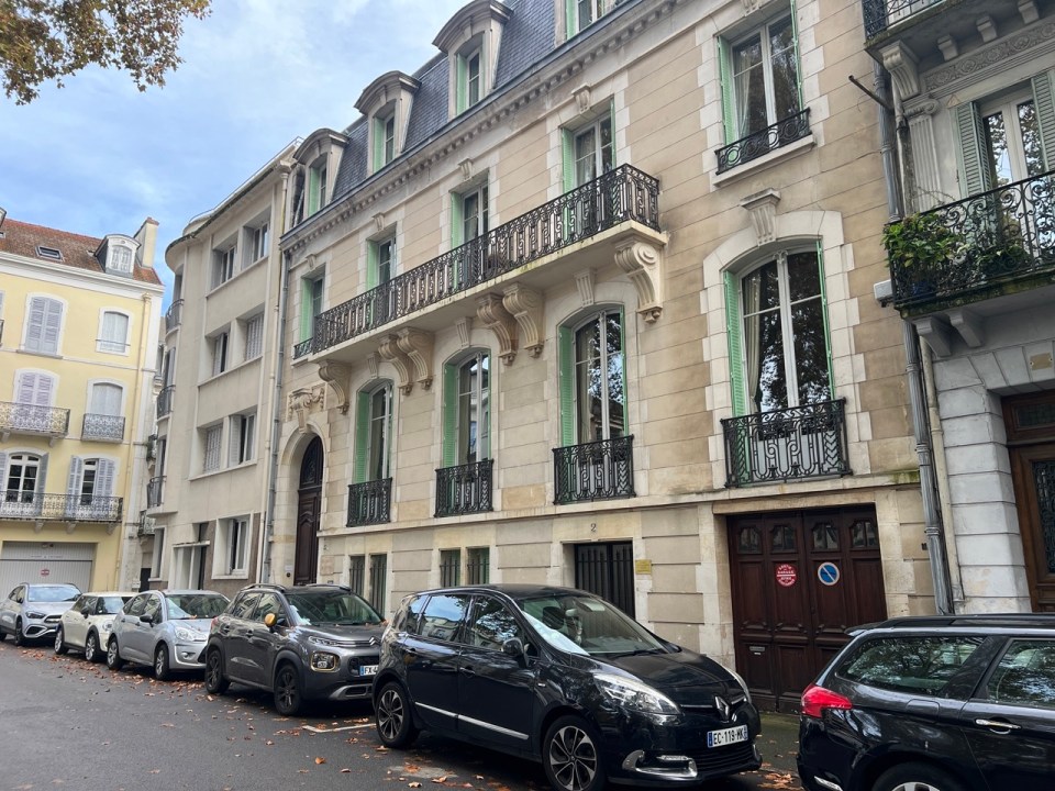 hôtel particulier les Suites de l'Opéra à Vichy