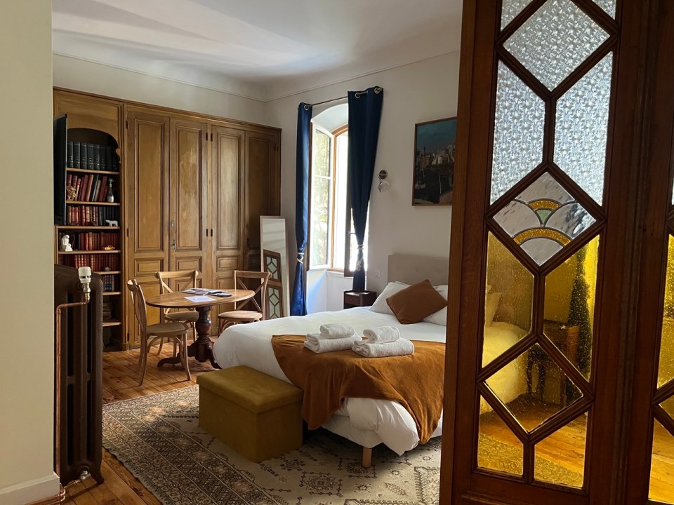 Suite Varsovie de l'hôtel particulier les Suites de l'Opéra à Vichy