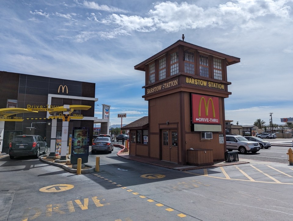 Mc Donald’s Barstow Station