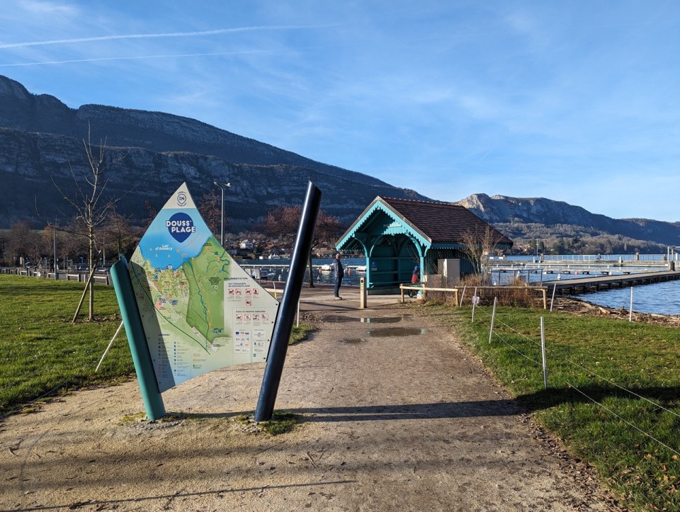 Doussard, commune autour du lac d'Annecy