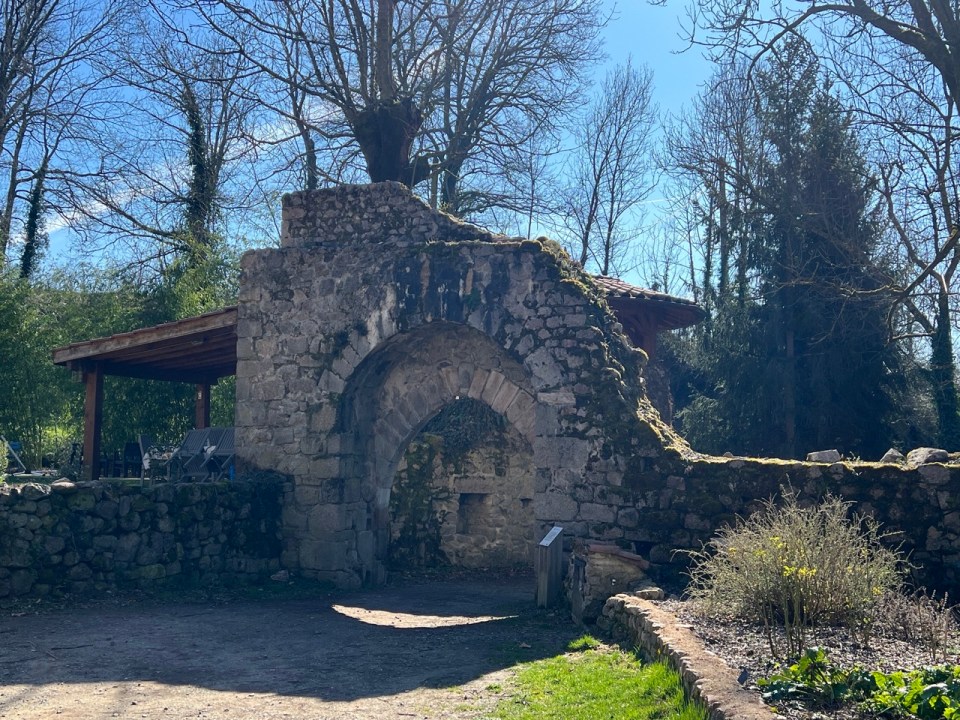 site médiéval de Donzy