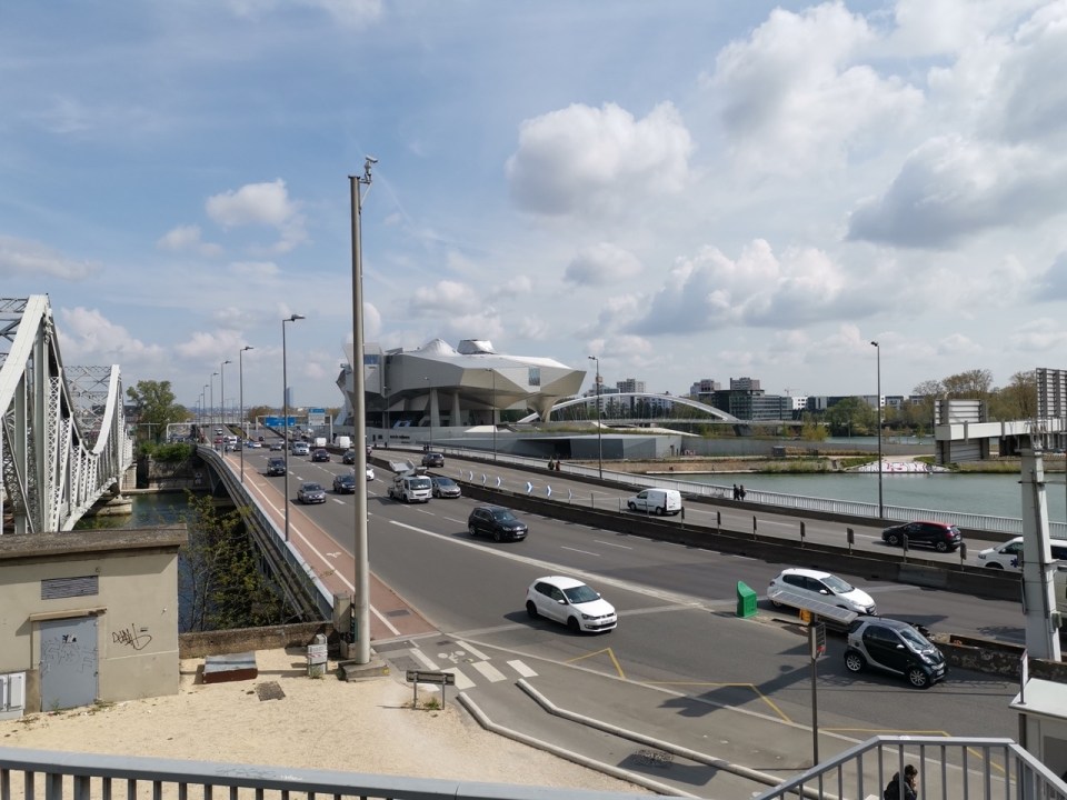 un bus touristique pour visiter Lyon