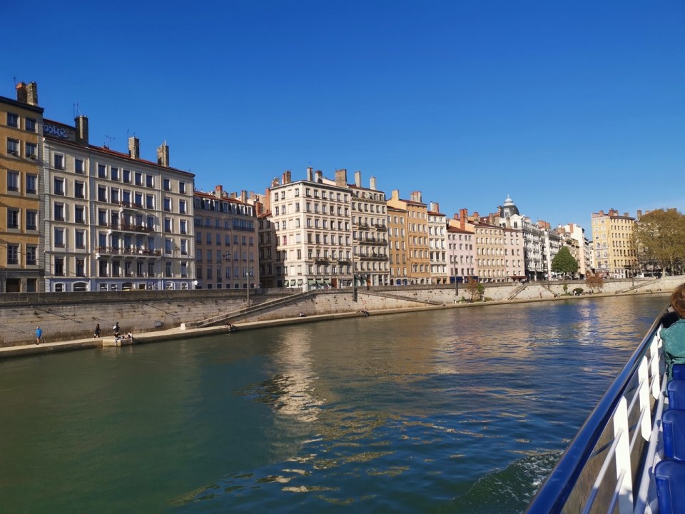 croisière en famille sur la Saône et le Rhône