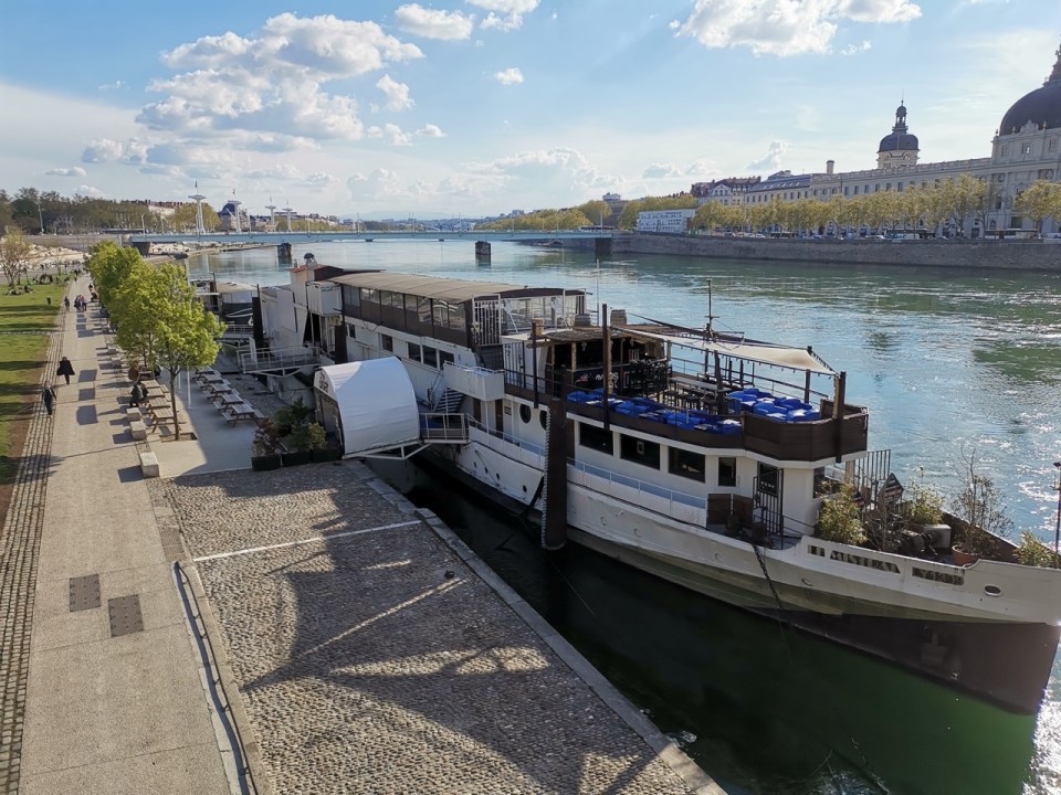 croisière en famille sur la Saône et le Rhône