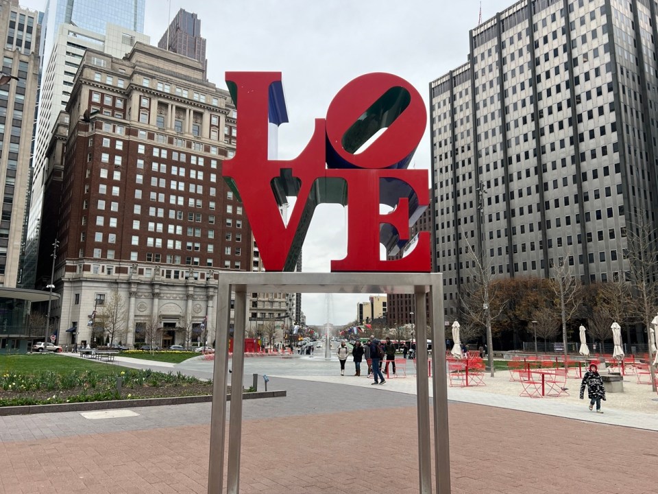 sculpture LOVE à Philadelphie 