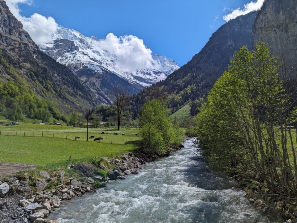 hike from Lauterbrunnen to Stechelberg