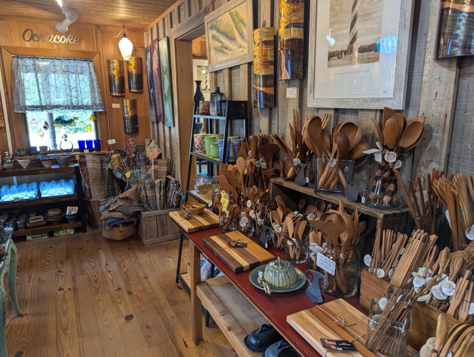 se promener dans les magasins d' Ocracoke dans les Outer Banks