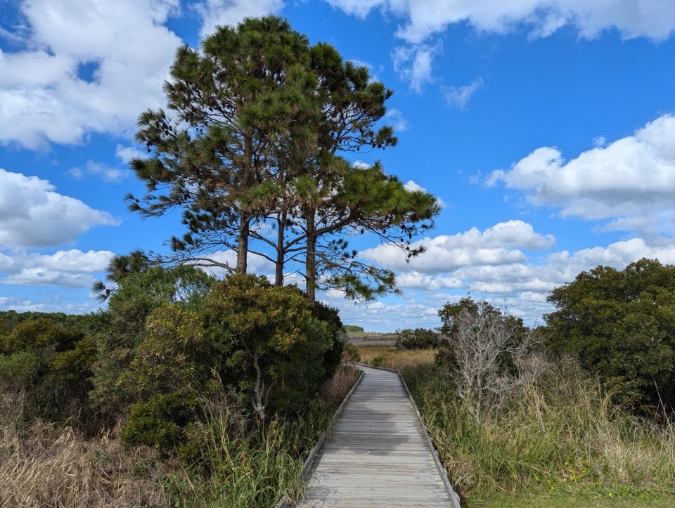 Phare de Bodie Island sur l'ile d'Hatteras dans les Outer Banks. 
