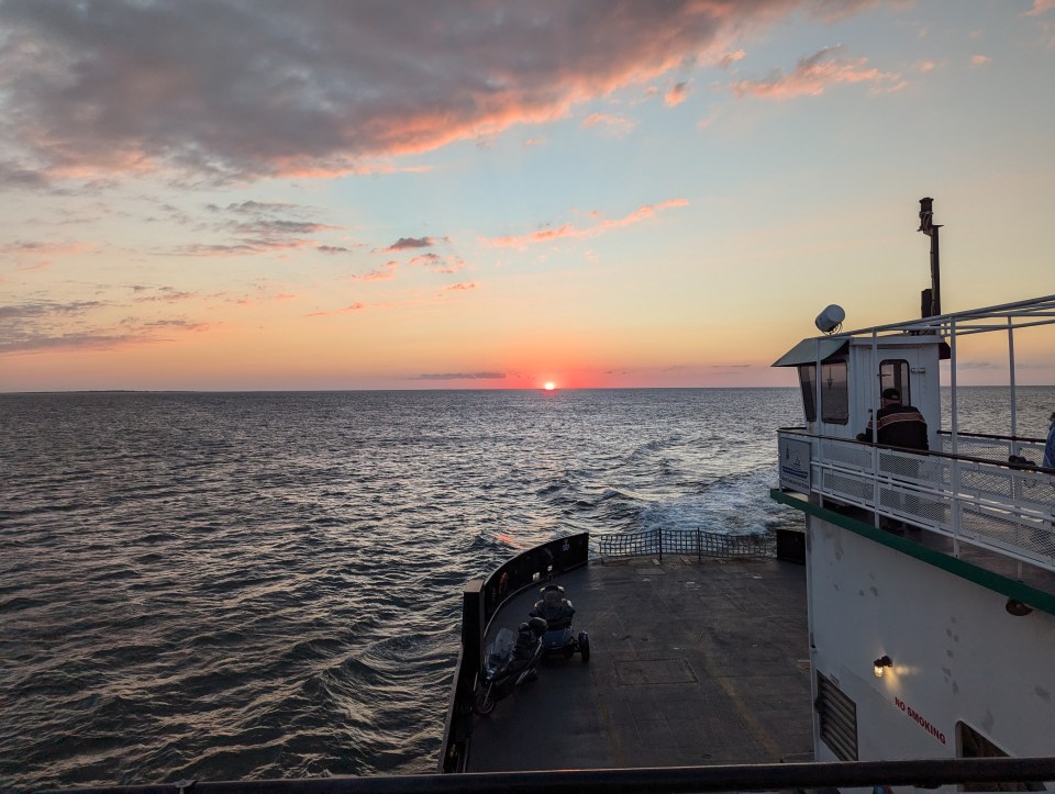 ferry à Cedar Island pour aller dans les Outers Banks