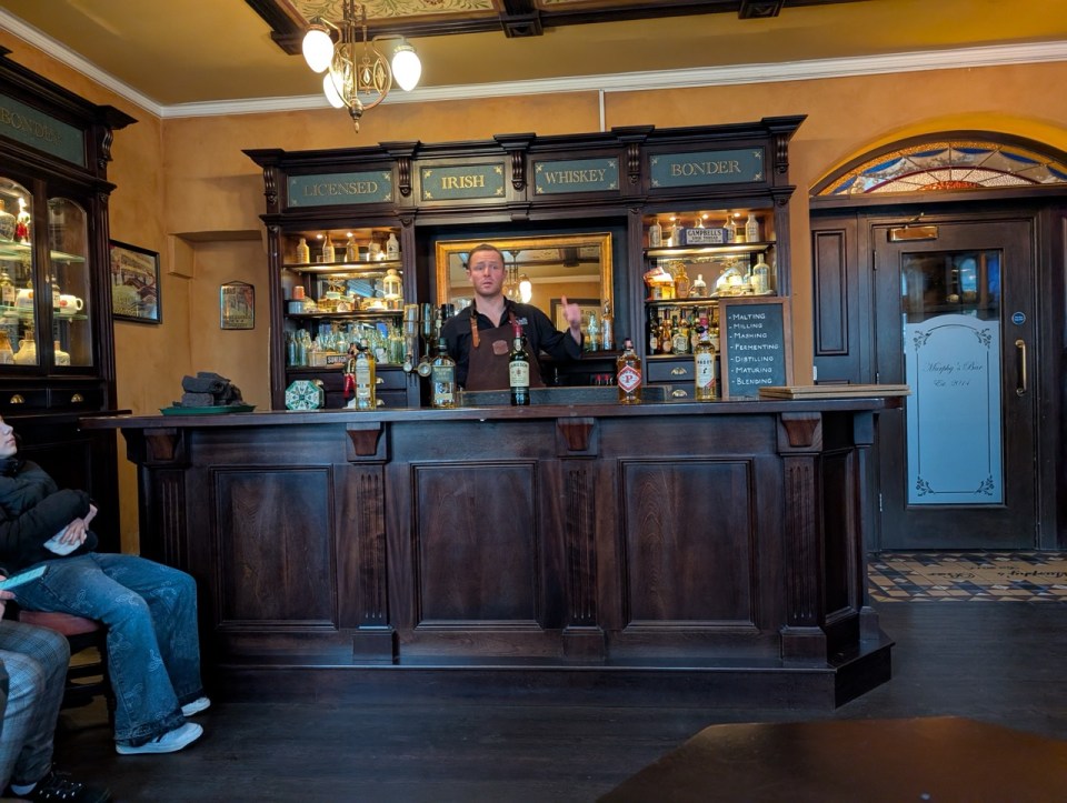 aller au musée de l’Irish Whiskey lors d'une visite de 3 jours à Dublin