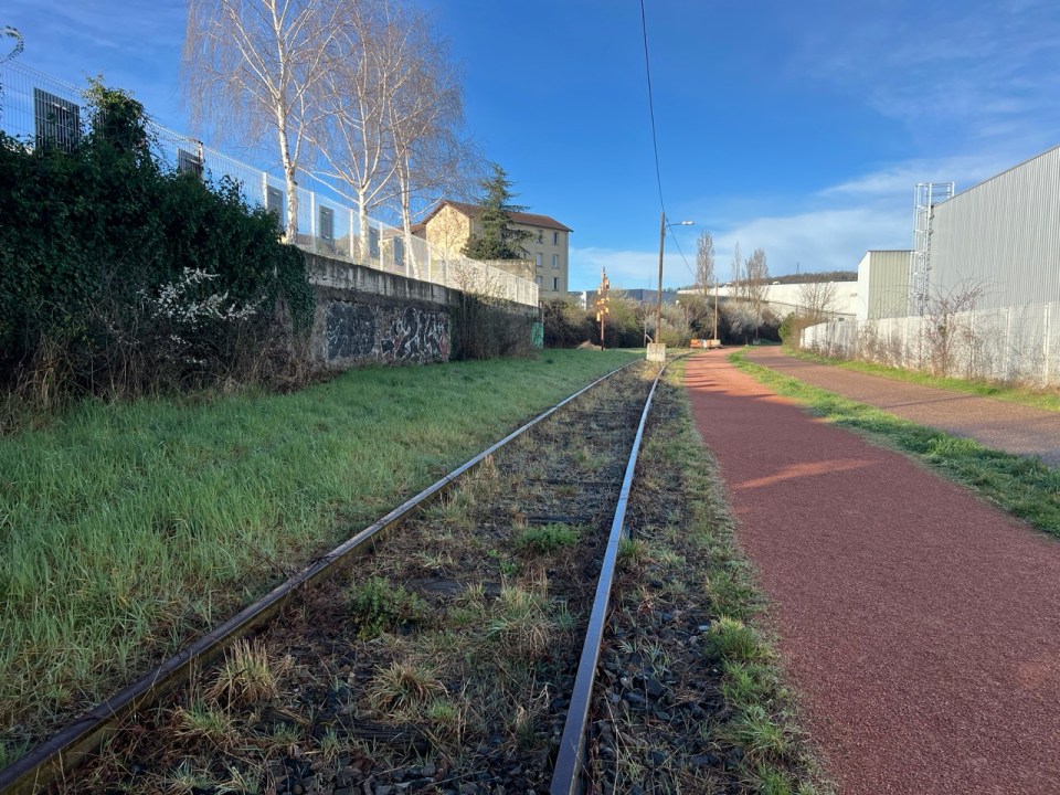 voie verte des mémoires ferroviaires à Saint Etienne sur la première ligne de chemin de fer 