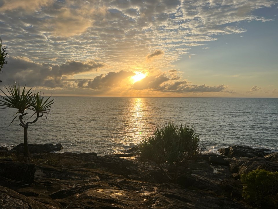 lever de soleil sur la plage de 4 miles beach à Port Douglas
