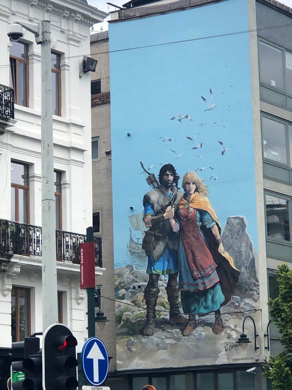 Walls of the comic strip walk