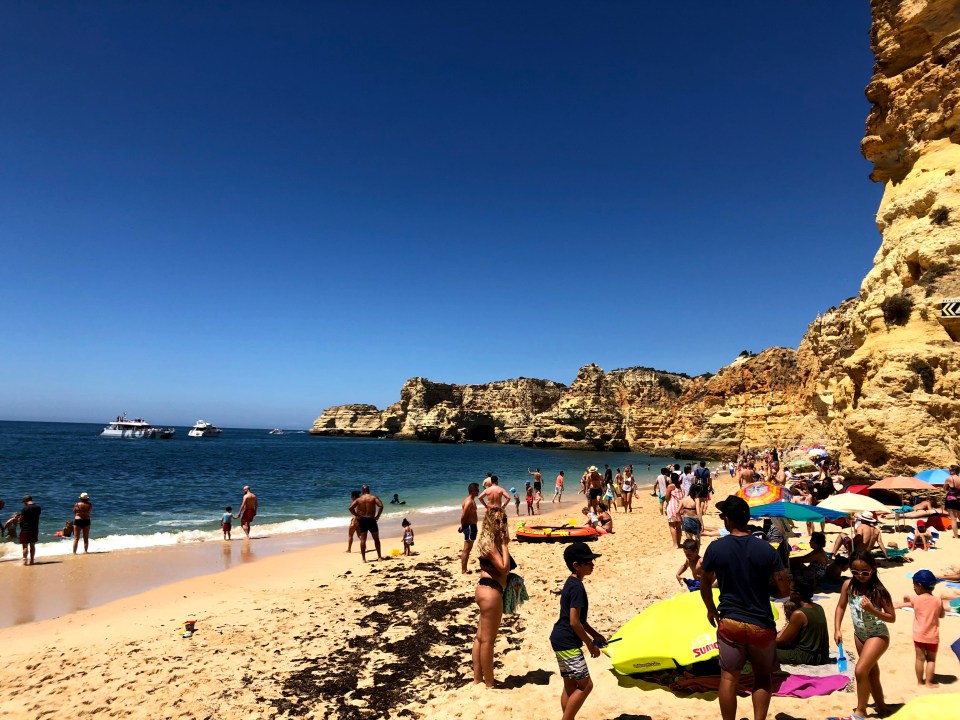 Praia de Marinha 