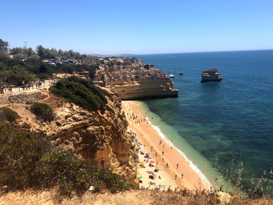 Praia de Marinha 